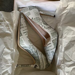 Sarah Jessica Parker newspaper heels 7.5